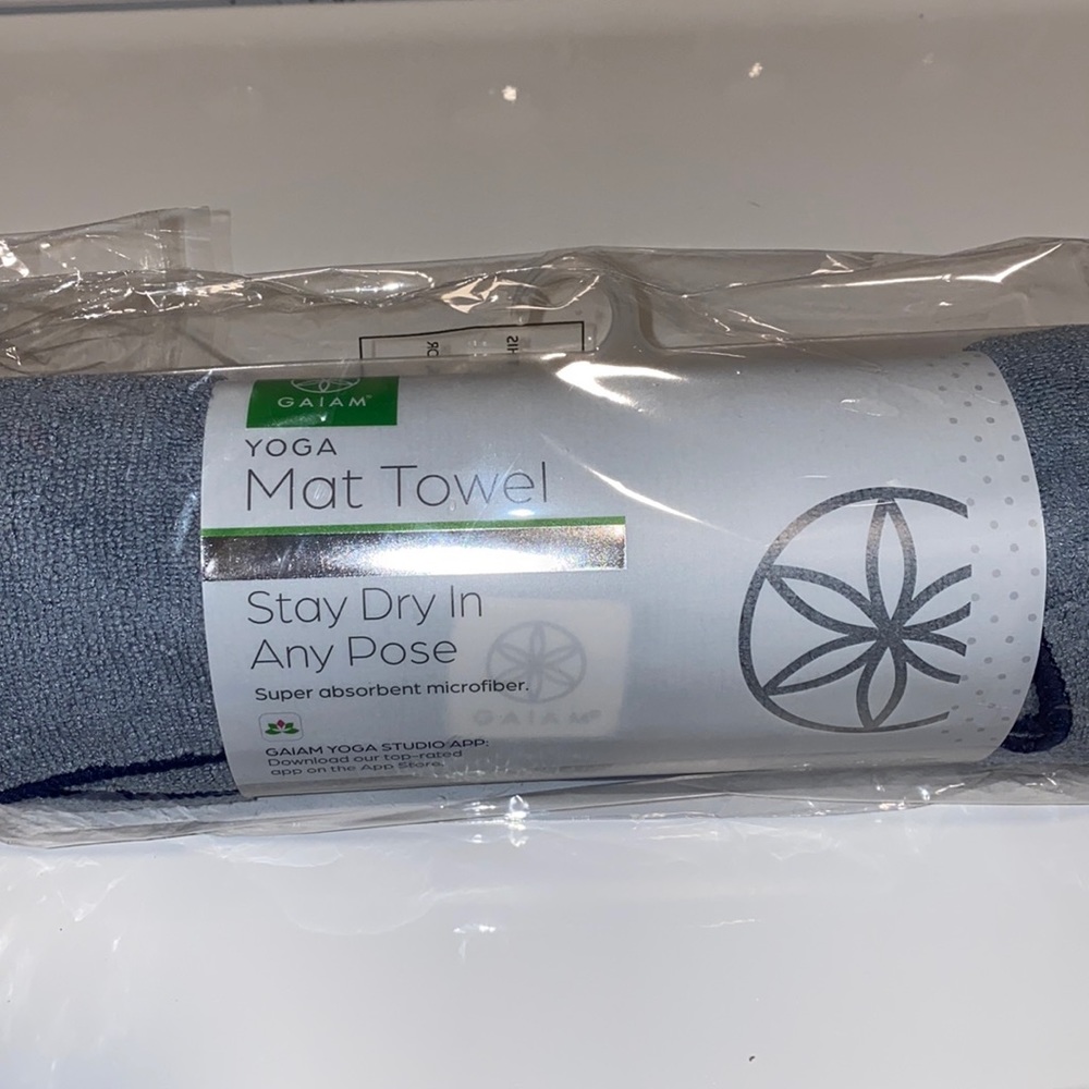 GAIAM🌳YOGA MAT TOWEL🧘🏻♀️ - Picture 2 of 3